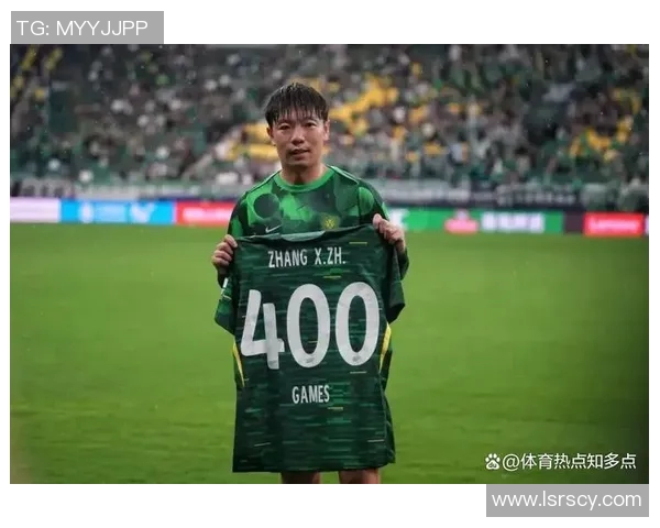 中国足球历史悠久最老明星是谁他在球场上的传奇故事是什么